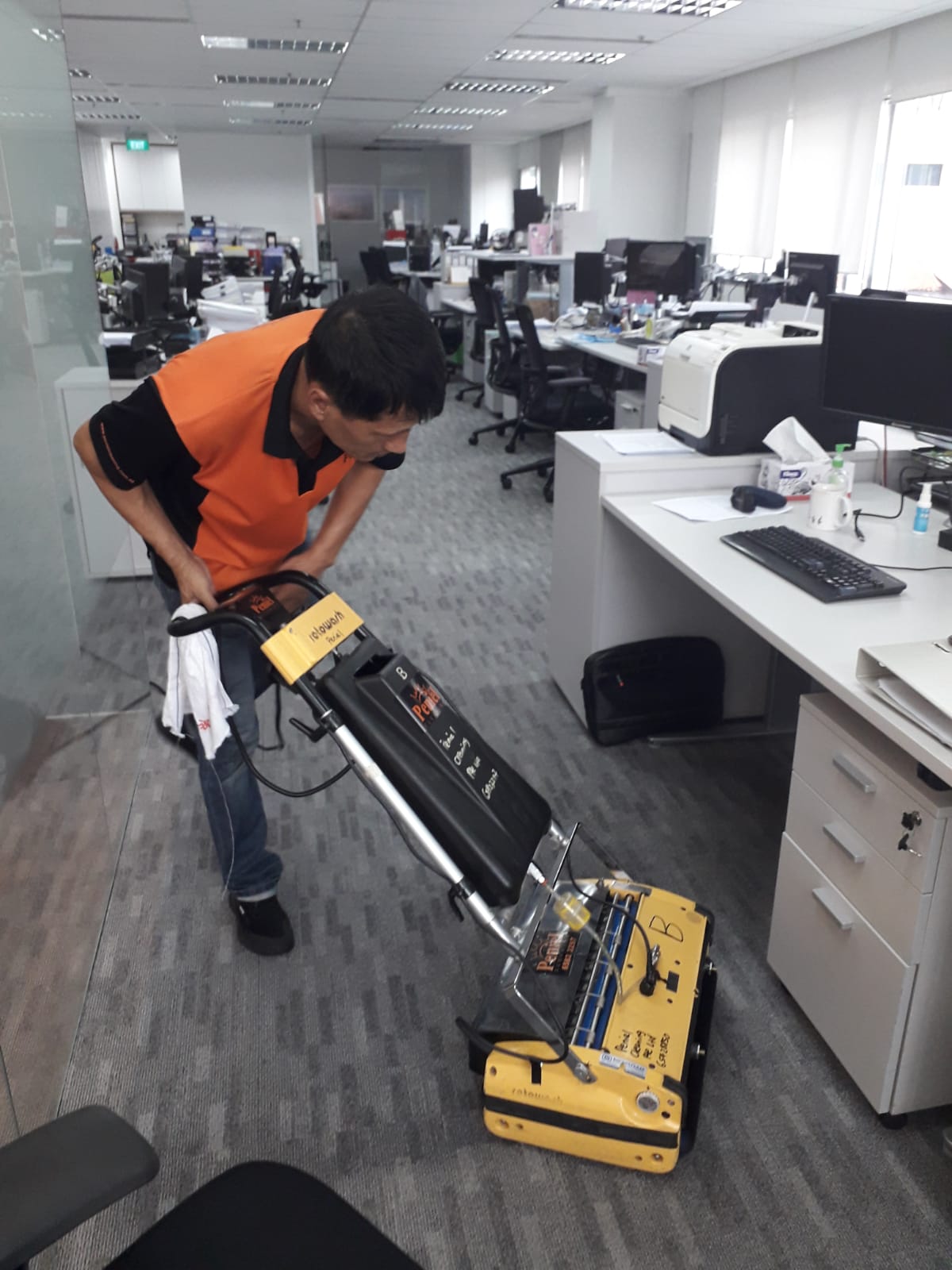 Office Cleaning Company in Singapore: Choose the Best!